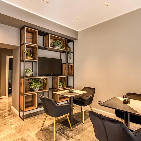 Apollo Boutique Hotell 4*