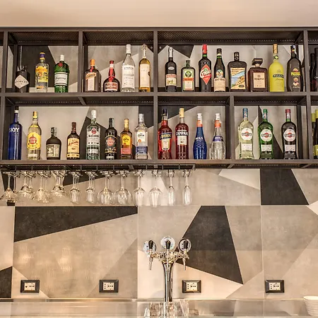 Apollo Boutique Hotell
