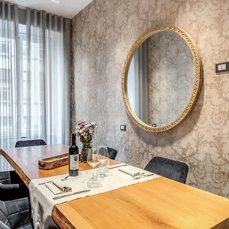 Apollo Boutique 4*