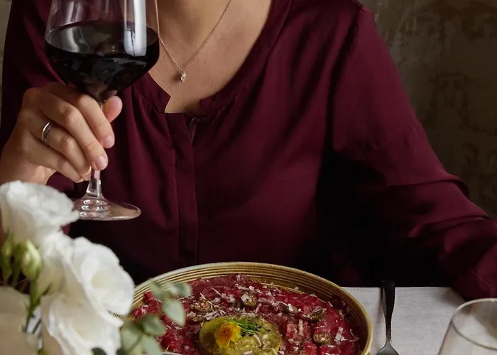 Hotel Apollo Boutique 4*