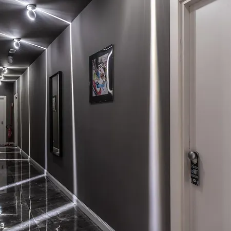 Apollo Boutique Hotel