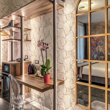 Apollo Boutique 4* Roma