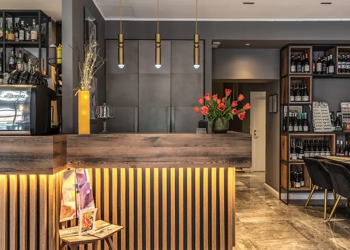 Hotel Apollo Boutique 4*