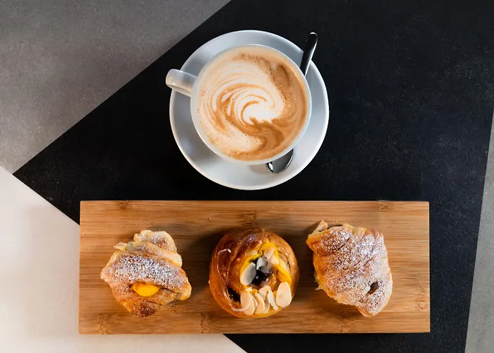 Apollo Boutique Hotel