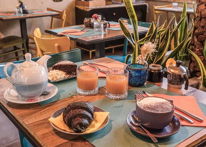 Apollo Boutique Hotel