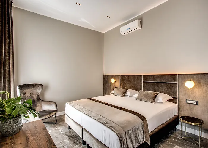 Apollo Boutique Hotel 4*