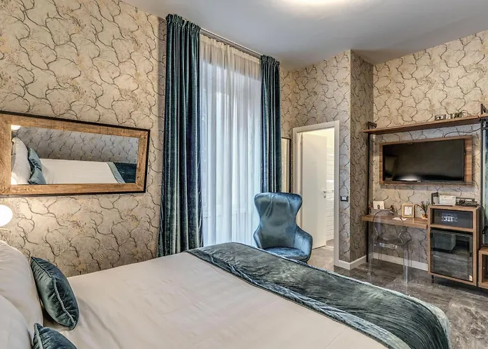 Hotell Apollo Boutique 4*
